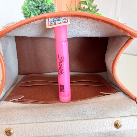 Dooney & Bourke Bonita Creme Brule Bone Carpet Bag 1990's - Picture 5 of 11